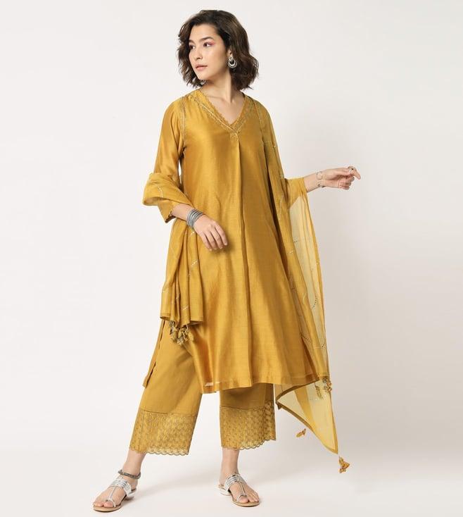 rohini dezines mustard v neck kurta with straight pants and dupatta