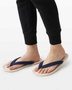room thong sandals