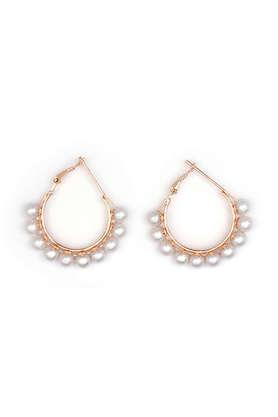 rose gold pearl hoop earring