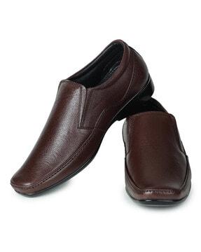 round toe slip-on formal shoes