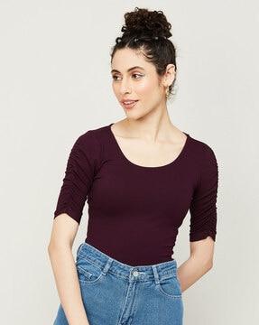 round-neck ribbed top