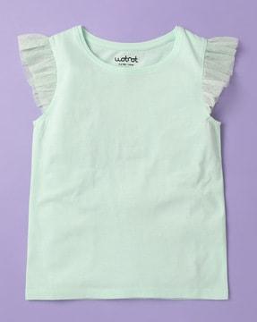 round-neck t-shirt with ruffled sleeves