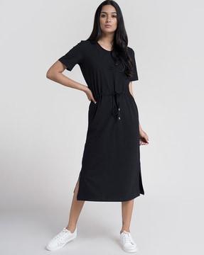 round-neck a-line dress with tie-up