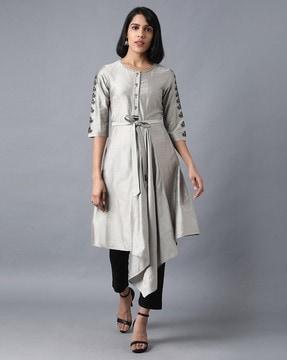 round-neck a-line kurta with front trail