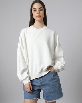 round-neck boxy fit sweatshirt