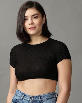 round-neck crop top