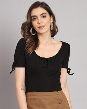 round-neck crop top