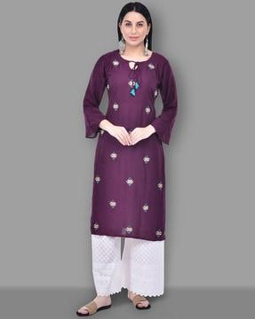 round neck embroidered straight kurta