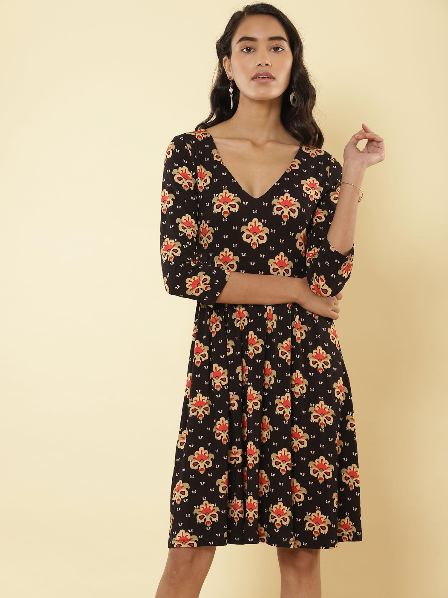 round neck half sleeves printed short dress