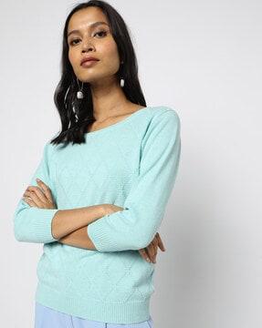 round-neck knitted pullover