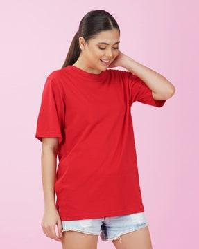 round-neck loose-fit t-shirt
