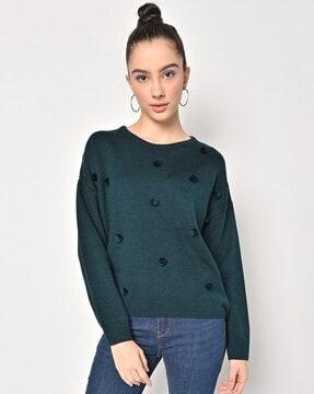 round-neck pullover with applique