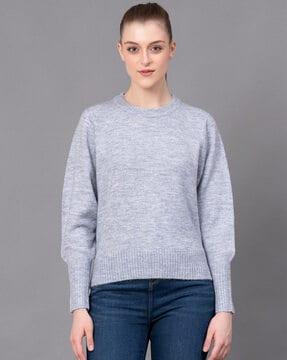 round-neck pullover with ribbed hem