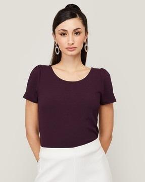 round-neck relaxed fit top