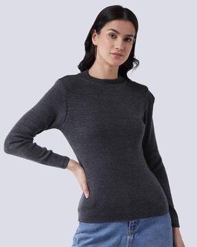 round-neck ribbed pullover