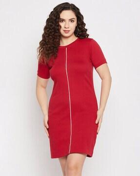 round-neck sheath dress