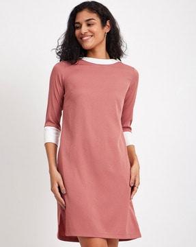 round-neck sheath dress