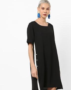 round-neck shift dress with button accent