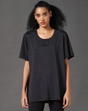 round-neck short-sleeve t-shirt