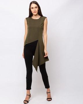 round-neck sleeveless top