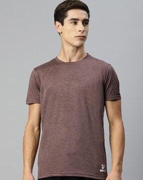 round-neck slim fit t-sshirt