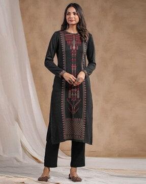 round-neck straight winter kurta