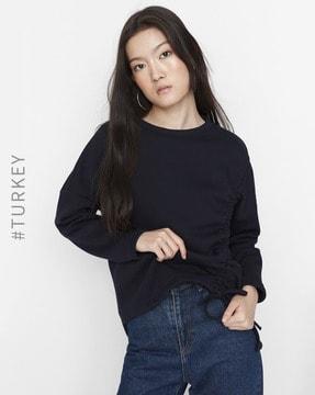 round-neck sweatshirt with side tie-up