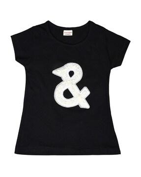 round-neck t-shirt with and symbol applique