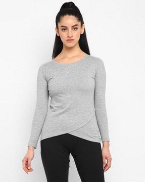 round-neck t-shirt with full sleeves