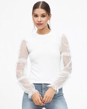 round-neck tailored fit top