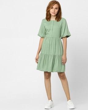 round-neck tiered dress