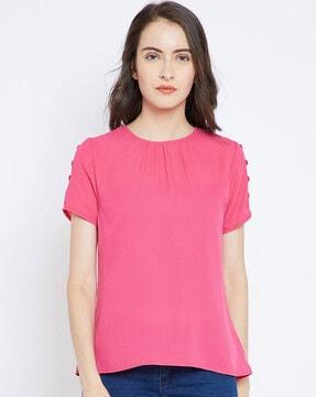 round-neck top with button-loop closure