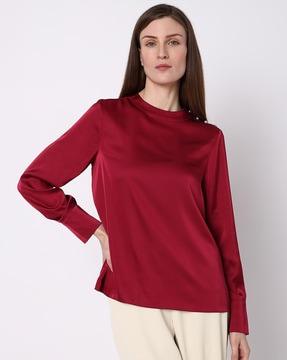 round-neck top with cuffed sleeves