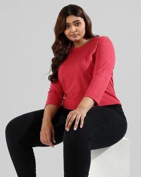 round-neck top with extended sleeves