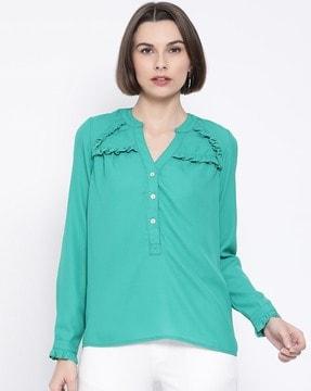 round-neck top with full sleeves