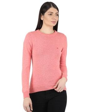 round-neck top with full sleeves