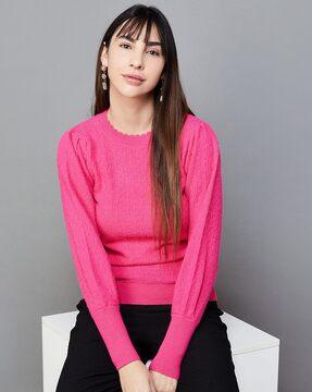 round-neck top with full sleeves