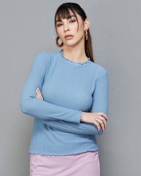 round-neck top with full sleeves