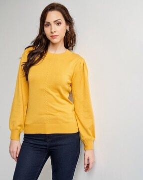 round-neck top with ribbed hem