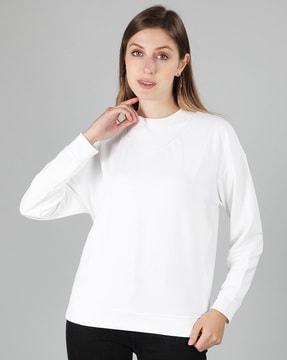 round-neck top with ribbed hem