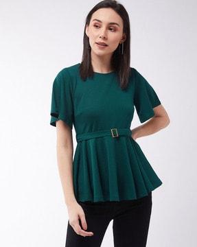 round-neck top with short sleeves