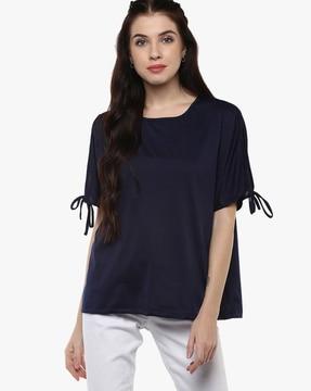 round-neck top with slit sleeves