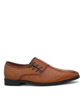 round shape toe derbys with lace fastening