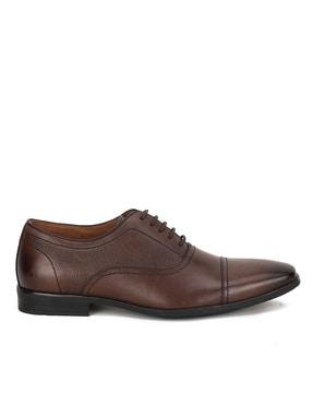round-toe lace-up formal shoes