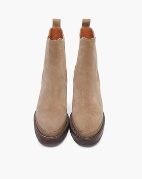 round-toe ankle-length slip-on boots