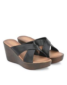 round-toe cross strap wedges