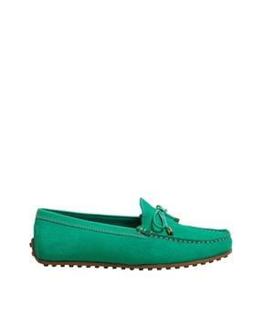 round-toe flat boat shoes 