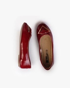 round-toe flat-shoes with applique