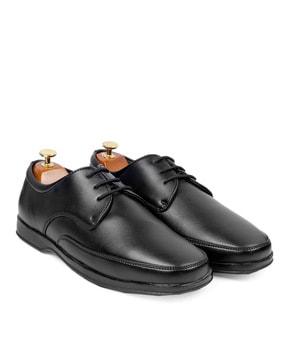 round-toe formal lace-up shoes