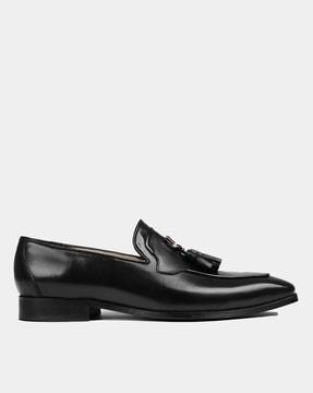 round-toe formal slip-on shoes